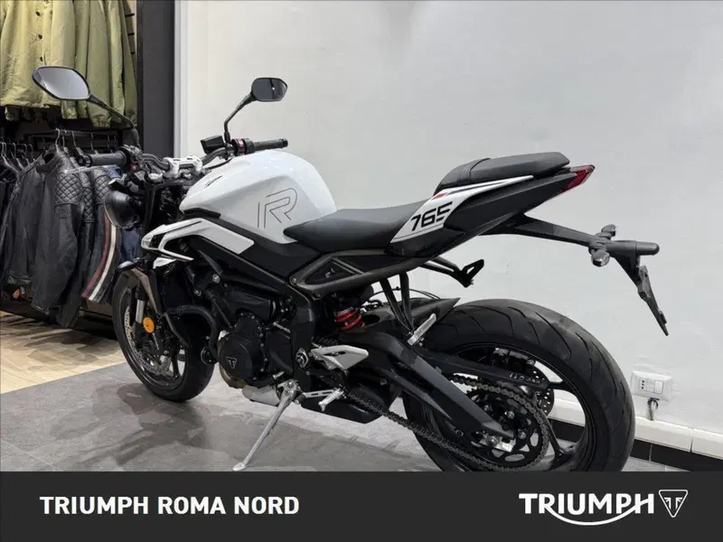 Triumph Street Triple 765 R (2023 - 26) (5)