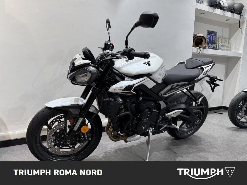 Triumph Street Triple R (2020 - 23) (4)