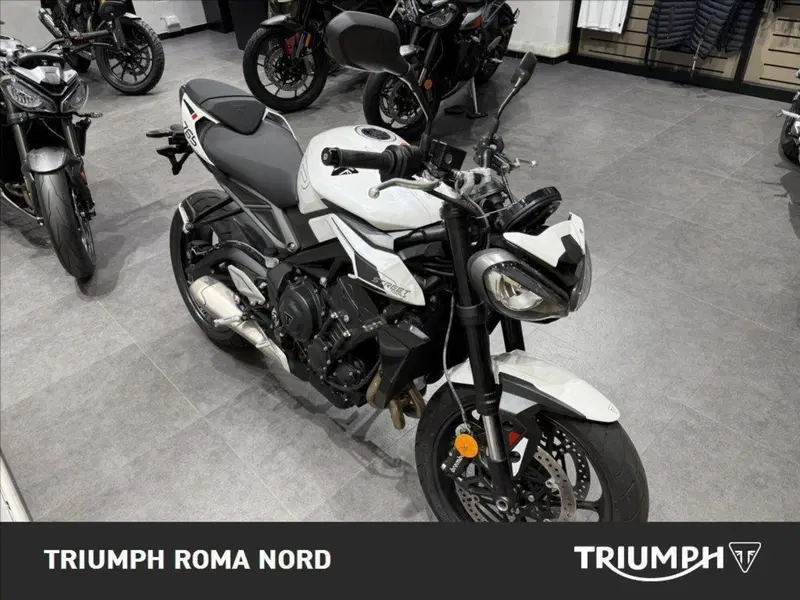 Triumph Street Triple 765 R (2023 - 26) (7)