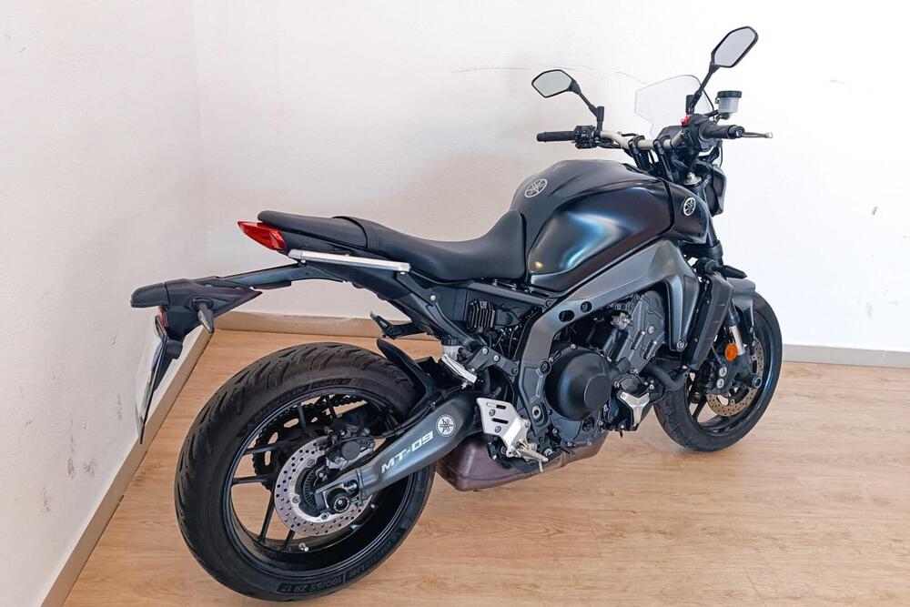 Yamaha MT-09 (2021 - 23) (3)