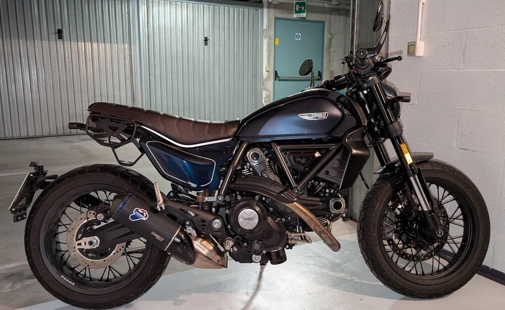 Ducati Scrambler 800 Night Shift (2023 - 24) (2)