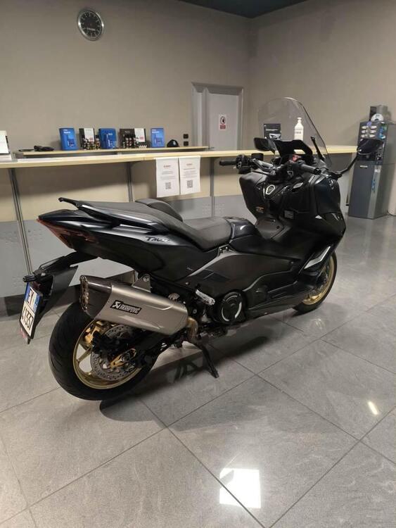 Yamaha T-Max 560 Tech Max (2022 - 24) (3)