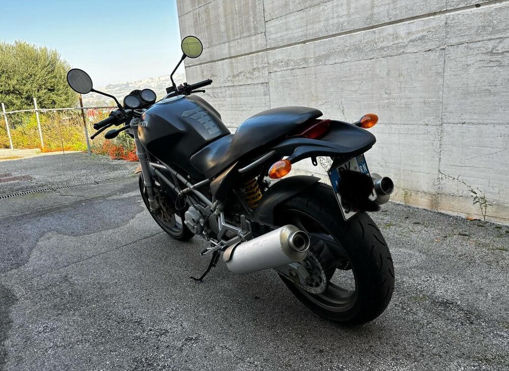 Ducati Monster 620 I.E. Dark (2002) (3)