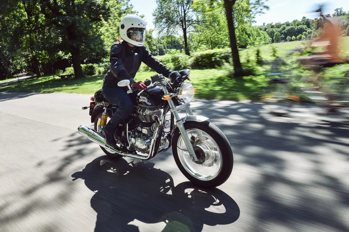 Royal Enfield Bullet, Classic e Continental GT (7)