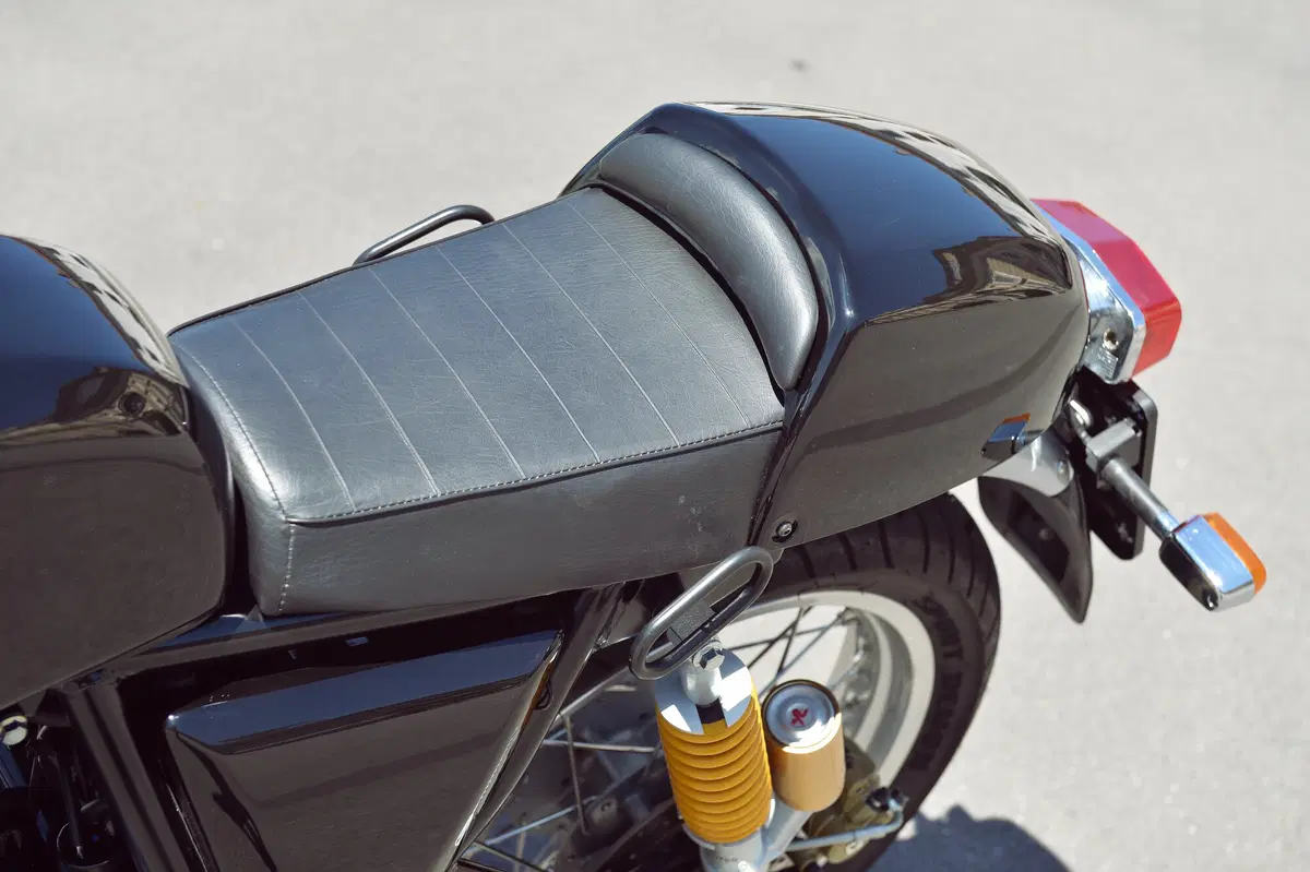 Royal Enfield Bullet, Classic e Continental GT (28)