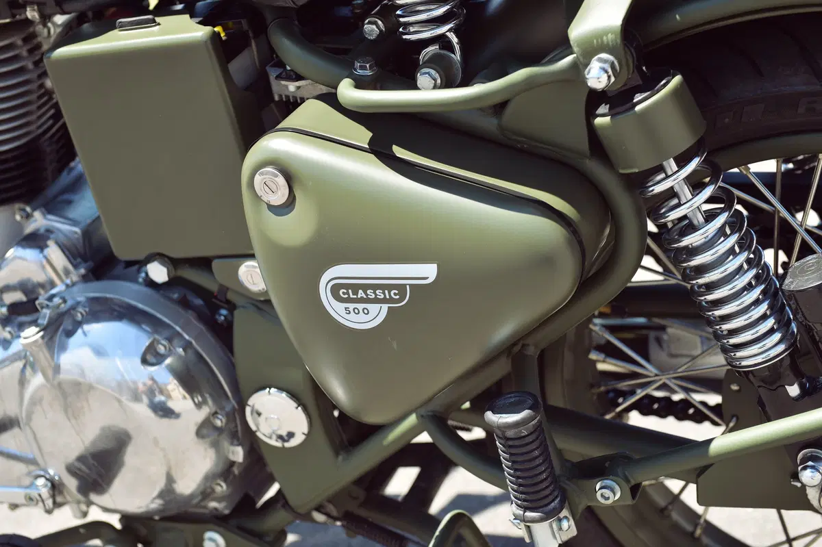 Royal Enfield Bullet, Classic e Continental GT (39)