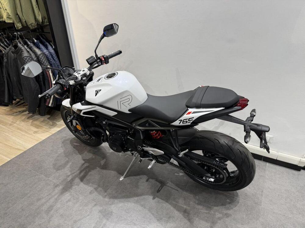 Triumph Street Triple 765 R (2023 - 24) (2)