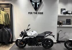 Triumph Street Triple 765 R (2023 - 24) nuova