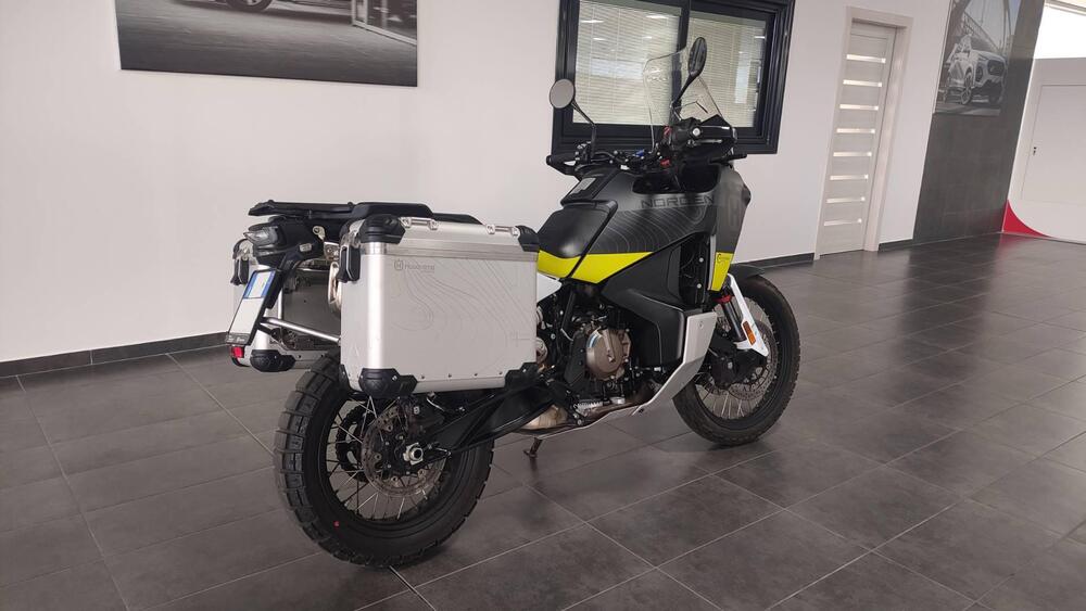 Husqvarna Norden 901 (2022 - 25) (4)