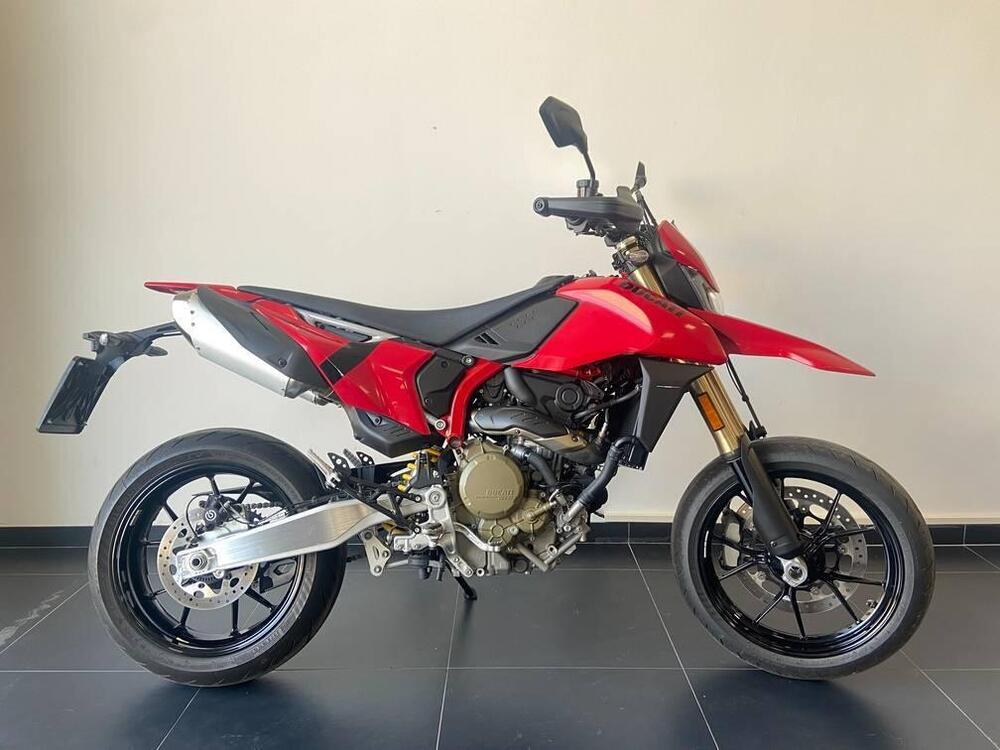 Ducati Hypermotard 698 Mono (2024) (2)