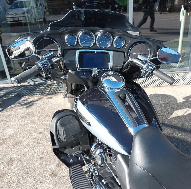 Harley-Davidson 114 Tri Glide Ultra (2019 - 20) - FLHTCUTG (5)