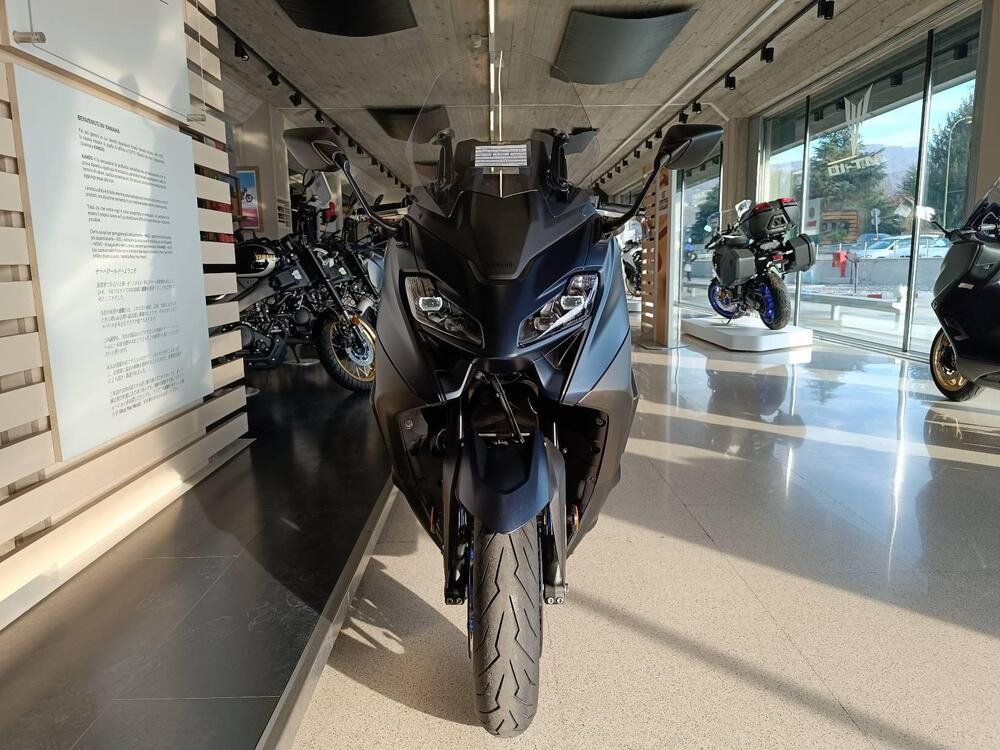 Yamaha T-Max 560 (2022 - 24) (2)