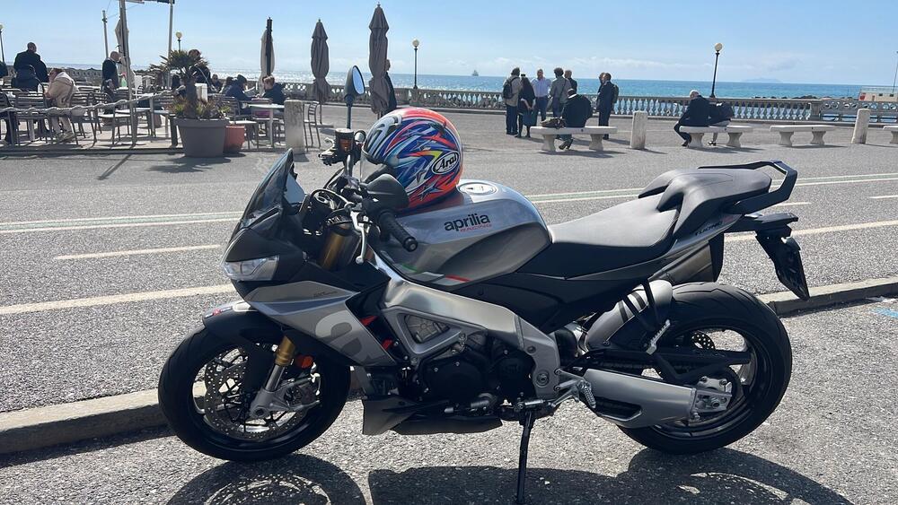 Aprilia Tuono 1100 V4 (2021 - 24) (4)