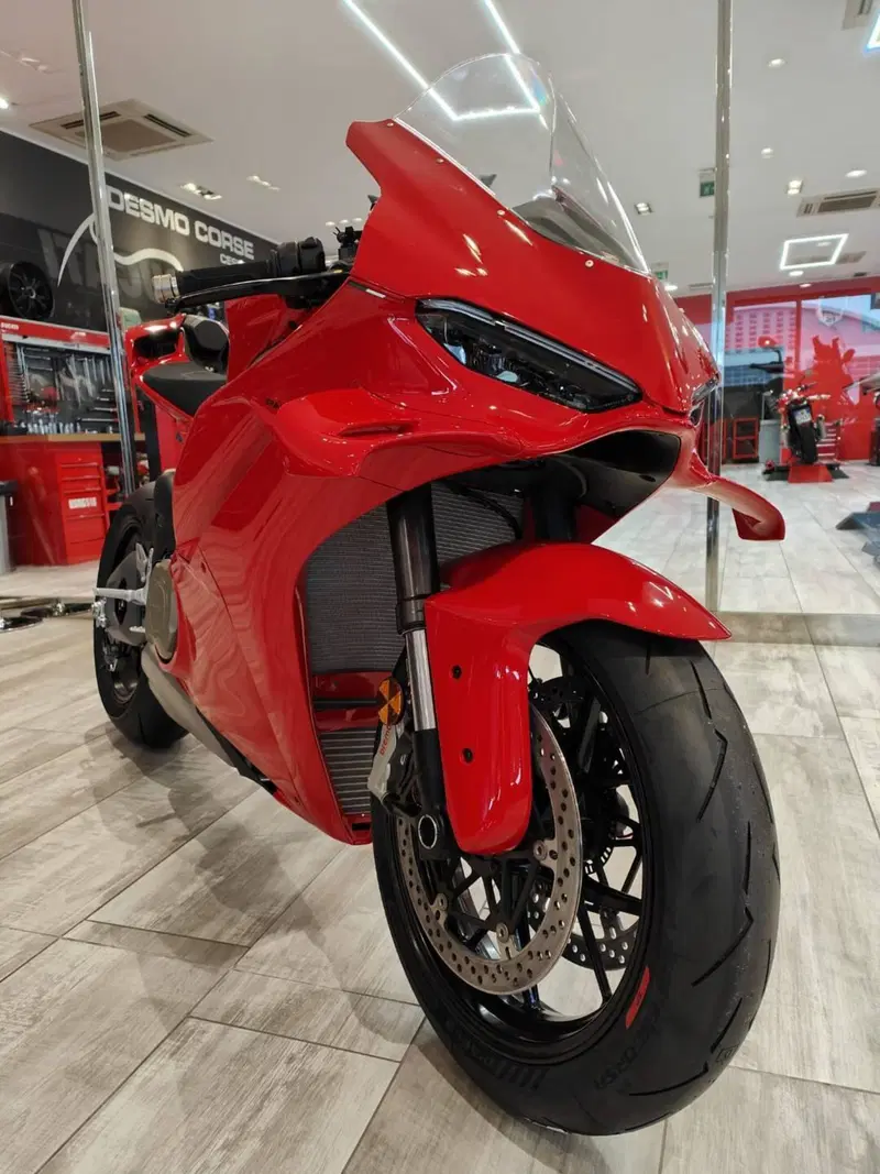 Ducati Panigale V4 (2025 - 26) (3)
