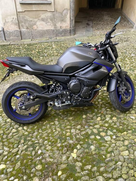 Yamaha XJ6 SP ABS (2013) (2)