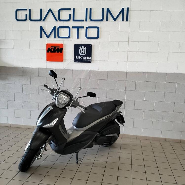 Piaggio Beverly 350 SportTouring ie ABS (2011 - 17) (4)