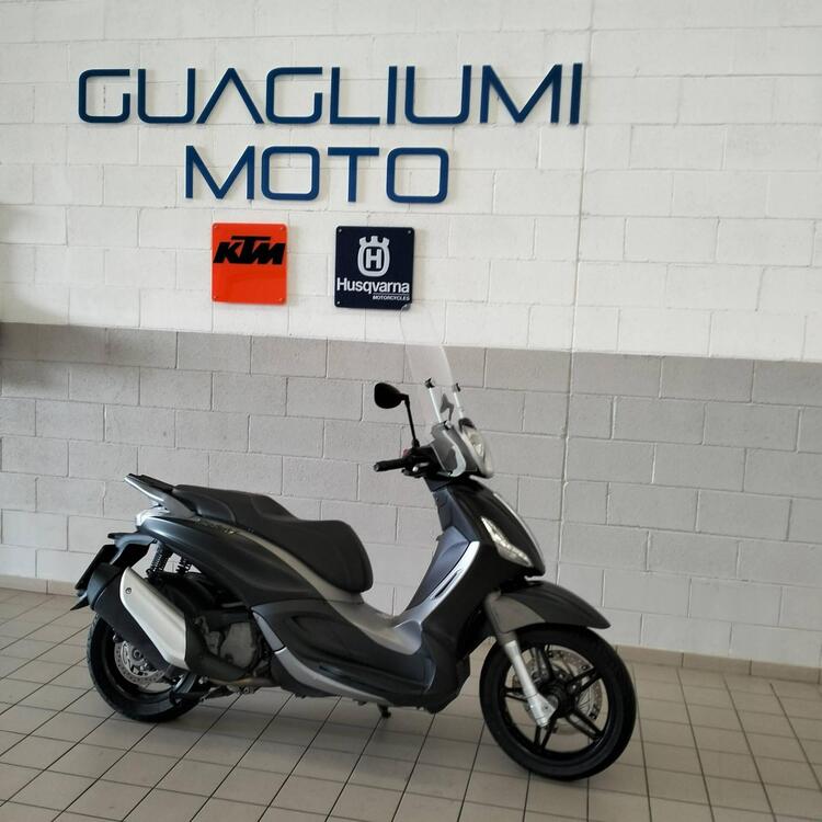 Piaggio Beverly 350 SportTouring ie ABS (2011 - 17) (5)