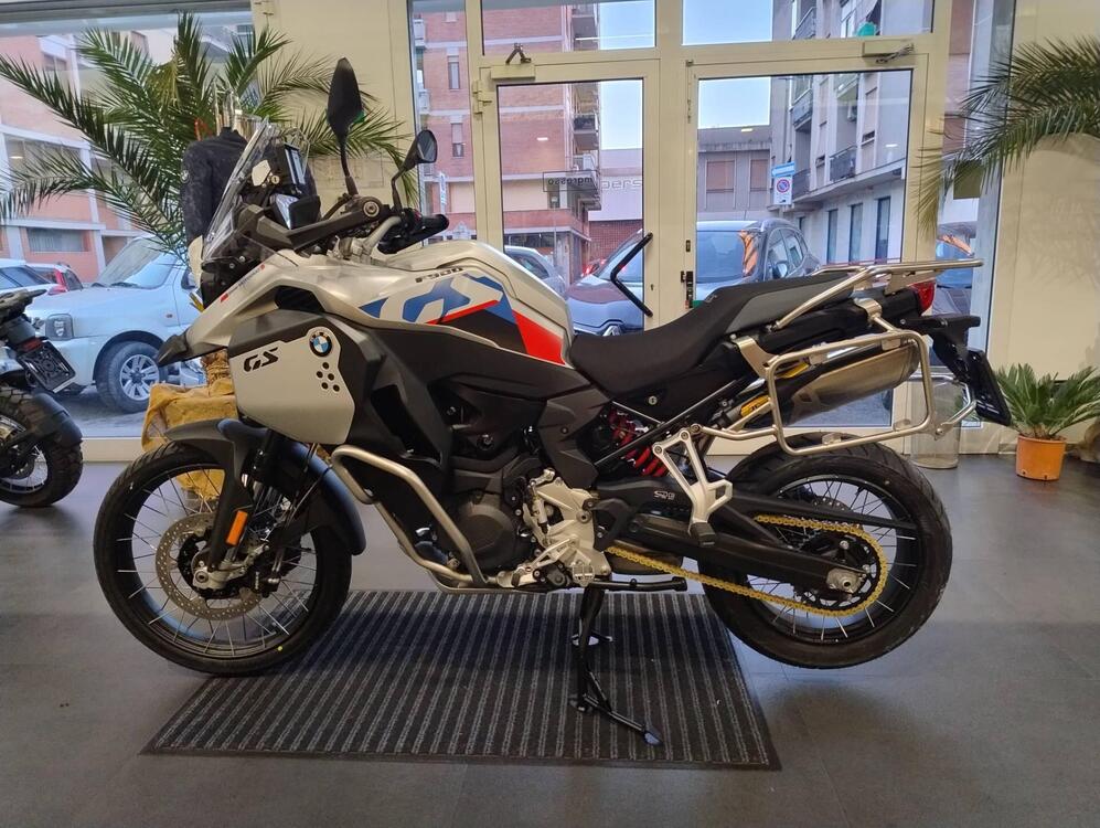 Bmw F 900 GS Adventure (2024 - 25) (2)