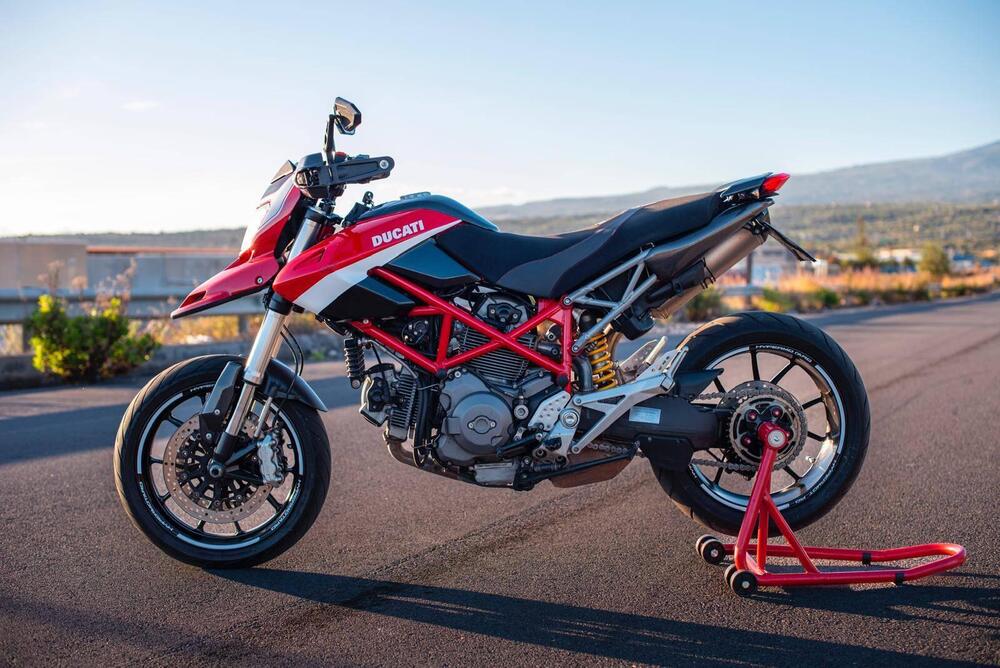 Ducati Hypermotard 796 (2012) (2)