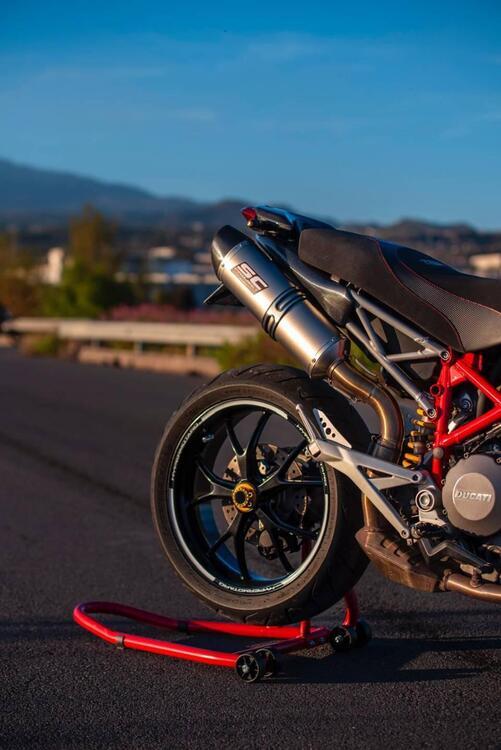 Ducati Hypermotard 796 (2012) (4)