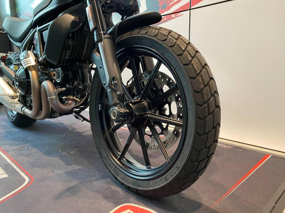 Ducati Scrambler 800 Icon Dark (2021 - 22) (3)