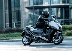 Yamaha T-Max 560 Tech Max (2025) nuova