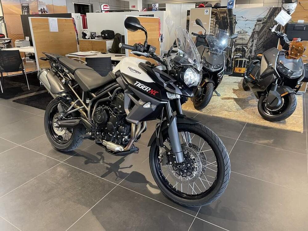 Triumph Tiger 800 XC (2015 - 17) (3)