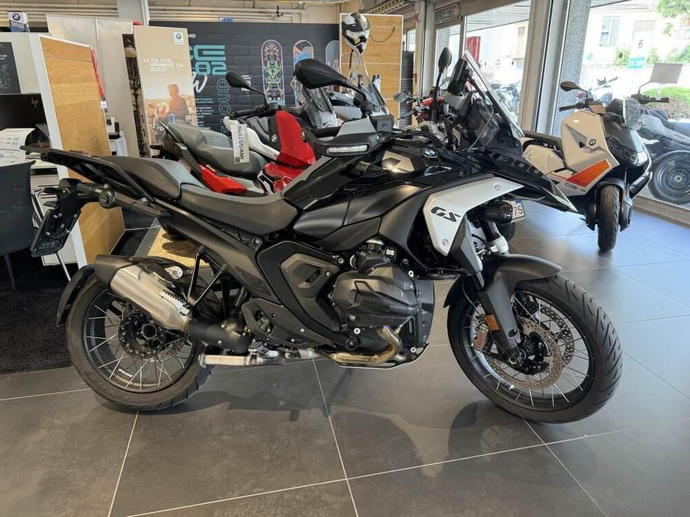 Bmw R 1300 GS Triple Black (2023 - 25) (2)