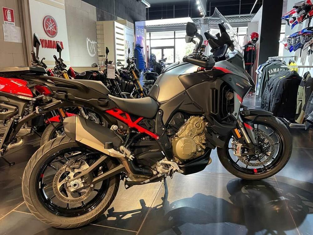 Ducati Multistrada V4 S Grand Tour (2024)