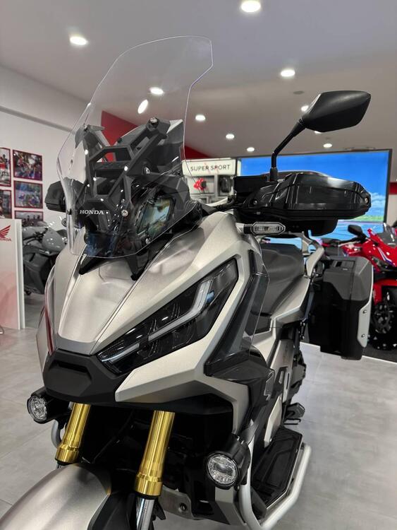 Honda X-ADV 750 DCT Travel (2021 - 24) (2)