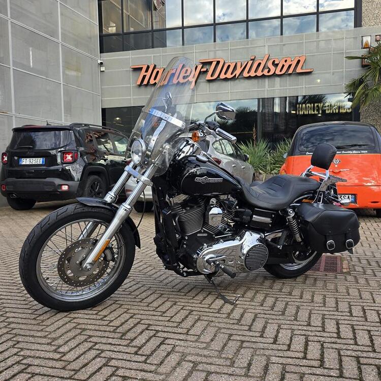 Harley-Davidson 1584 Super Glide Custom (2008 - 13) - FXDC