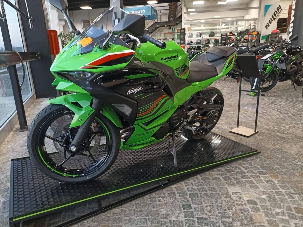 Kawasaki Ninja 500 SE (2024 - 25) (2)