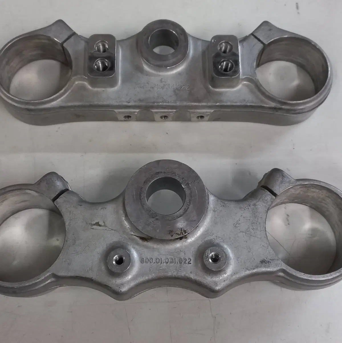Piastre forcella Ktm diam 54/60 int.190 inferiore (3)