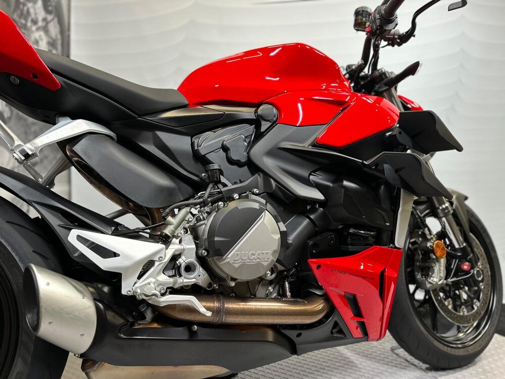 Ducati Streetfighter V2 (2022 - 24) (2)