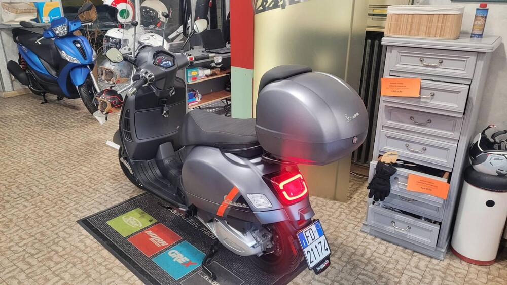 Vespa GTS 300 Super Sport (2023 - 24) (4)