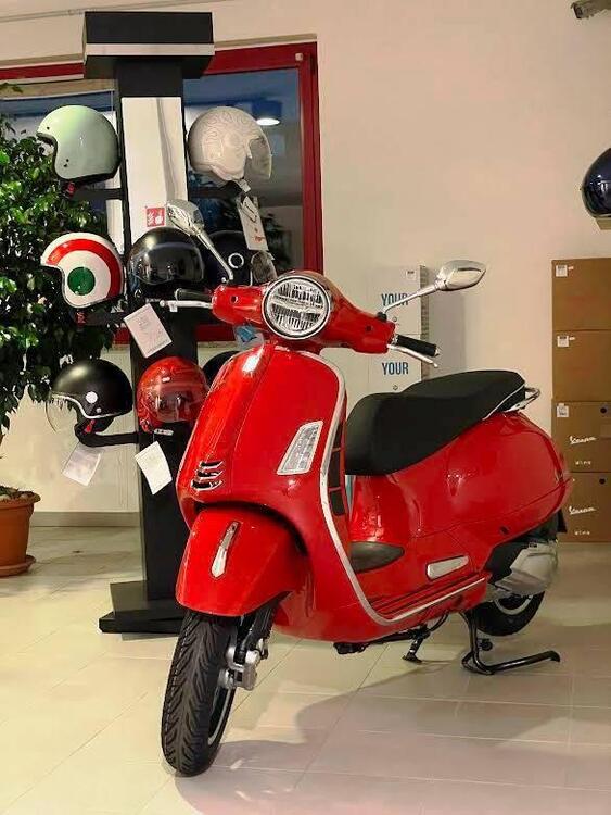 Vespa GTS 310 Super (2025) (3)