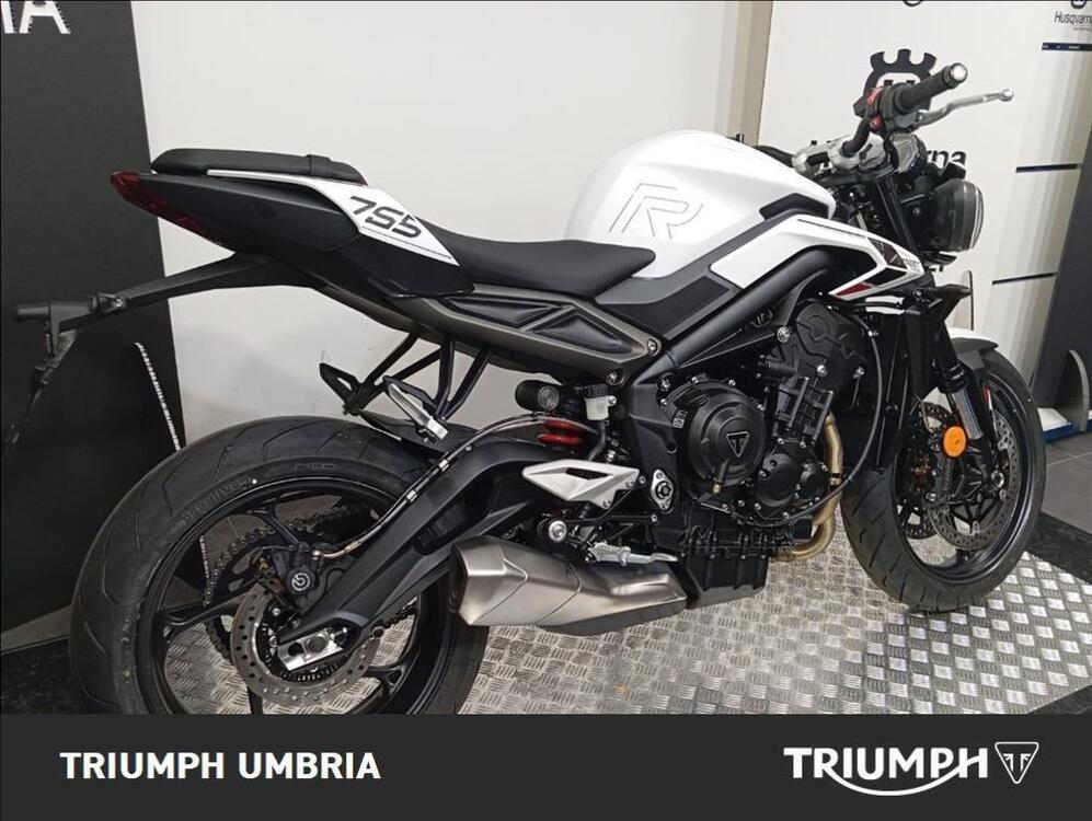 Triumph Street Triple R (2020 - 23) (4)