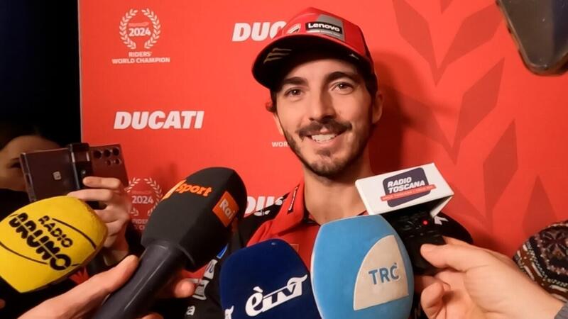 MotoGP 2024. Pecco Bagnaia: &quot;Marc Marquez &egrave; molto intelligente, nel box non ci sono numeri 1&quot; [VIDEO]