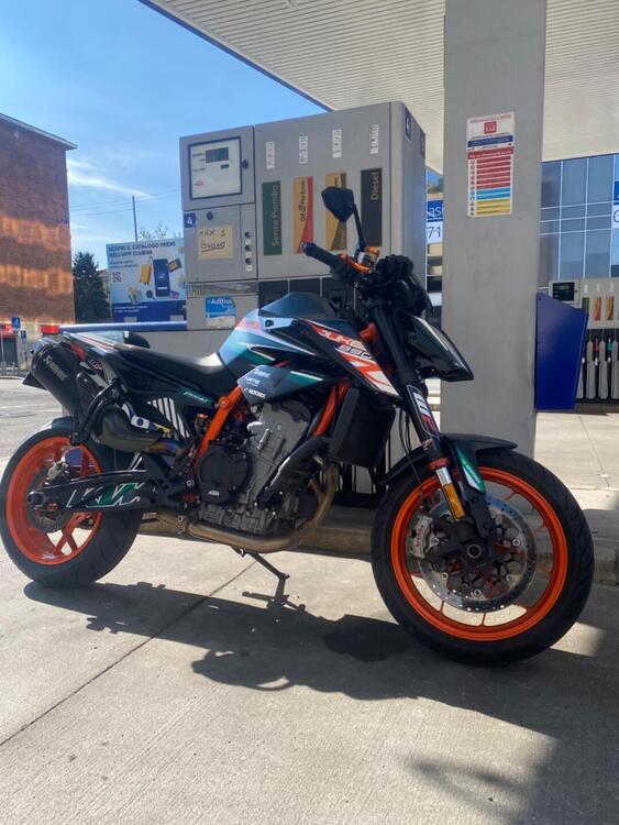 KTM 890 Duke R (2022 - 23)