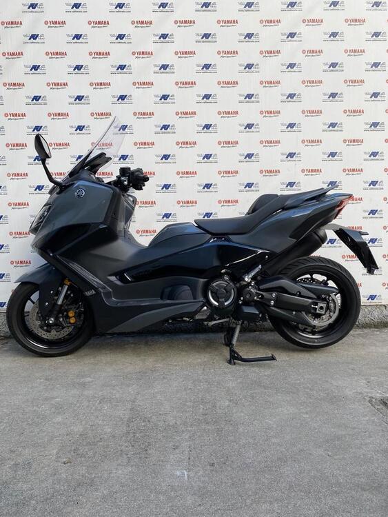 Yamaha T-Max 560 (2022 - 24) (2)