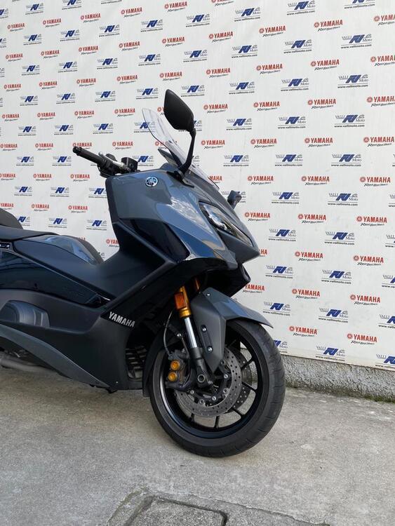 Yamaha T-Max 560 (2022 - 24) (4)