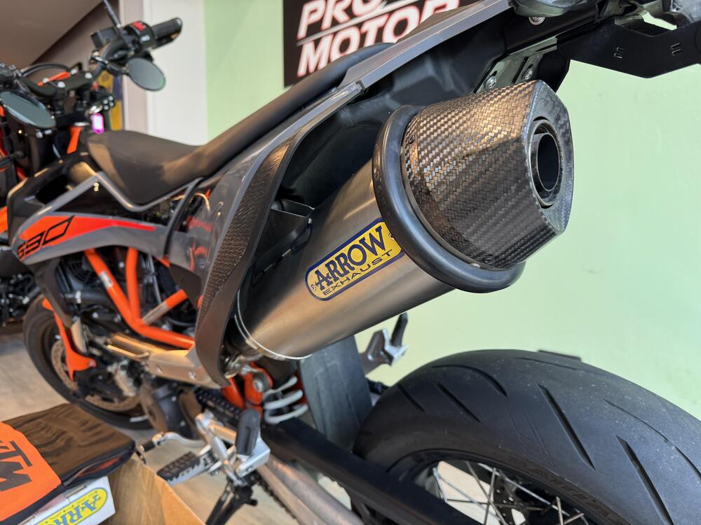 KTM 690 SMC R (2021 - 22) (4)