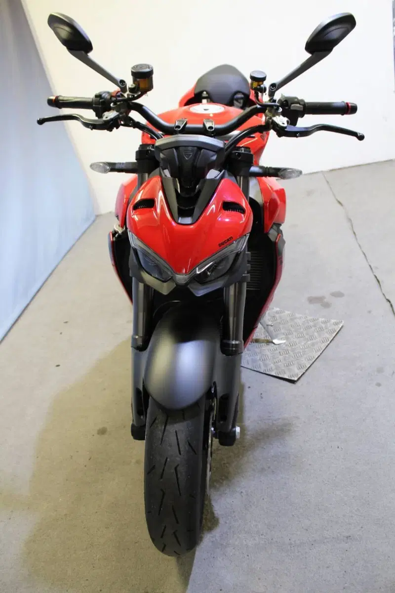 Ducati Streetfighter V2 (2022 - 24) (13)