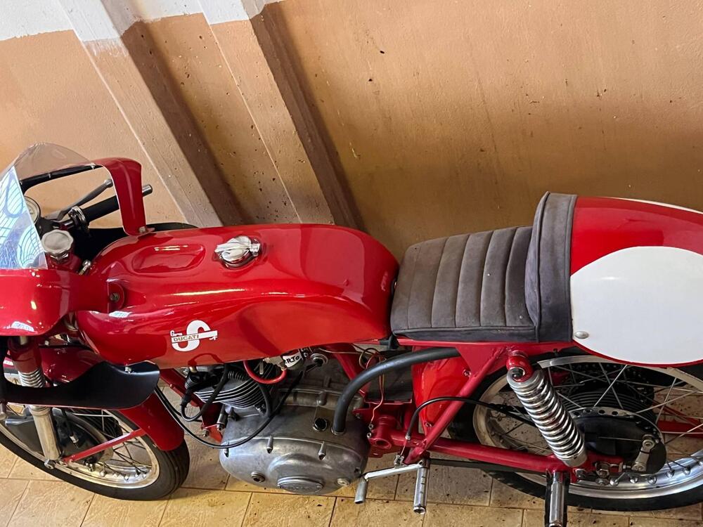 Ducati 125 MONOALBERO 5 MARCE  (2)