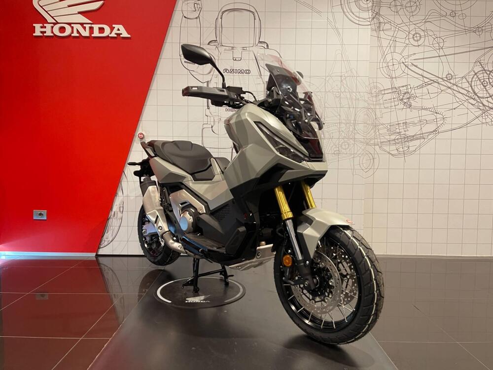 Honda X-ADV 750 (2025) (3)