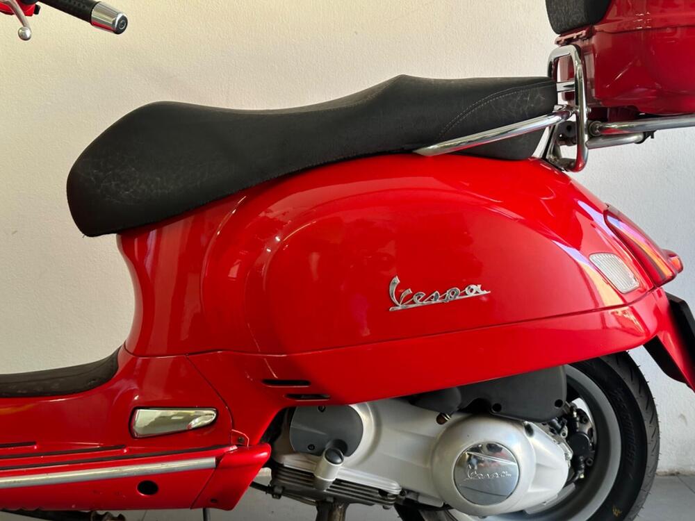 Vespa GTS 250 i.e. (4)