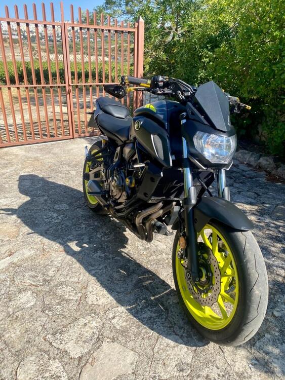 Yamaha MT-07 (2018 - 20) (2)