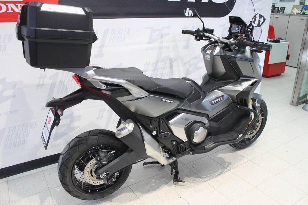 Honda X-ADV 750 DCT (2021 - 24) (2)