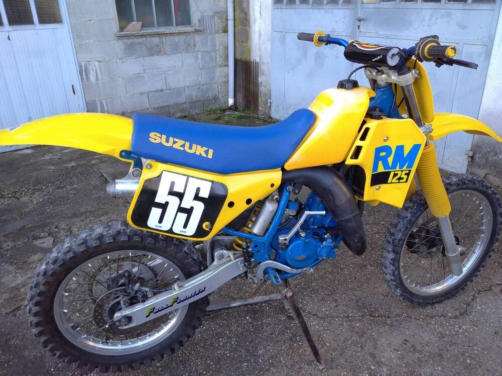 Suzuki RM