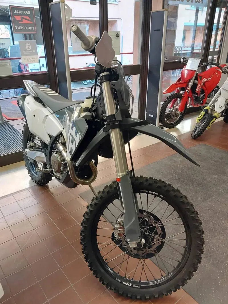 Husqvarna FE 350 Pro (2024) (2)